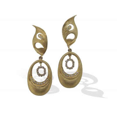 Gold Earrings with Diamonds in Brushed Look